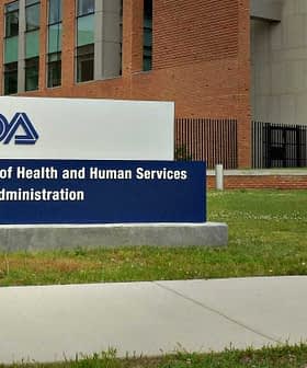 Sign for the U.S. Department of Health and Human Services Food and Drug Administration outside a building. - Olive Oil Times