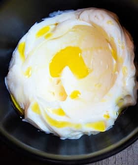 Olive Oil and Garlic Sauce (Toum)